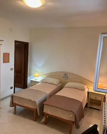 فندق مبيت وإفطار Marina Ottava